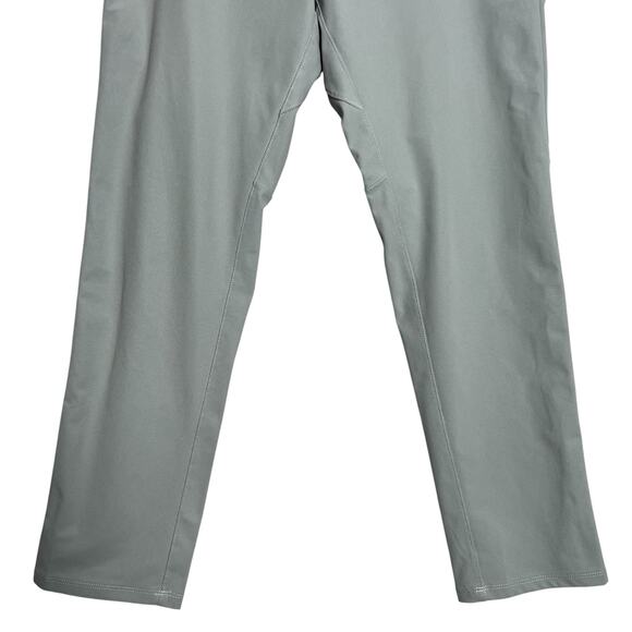Lululemon Commission Pant Classic Fit Warpstreme MENS 30 x 28 Grey Chino - Picture 8 of 10